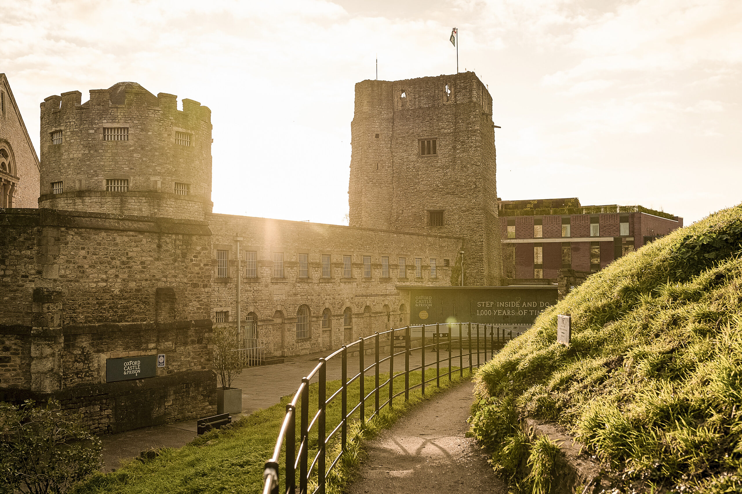 Castle Outside Sunset 2019 (1)